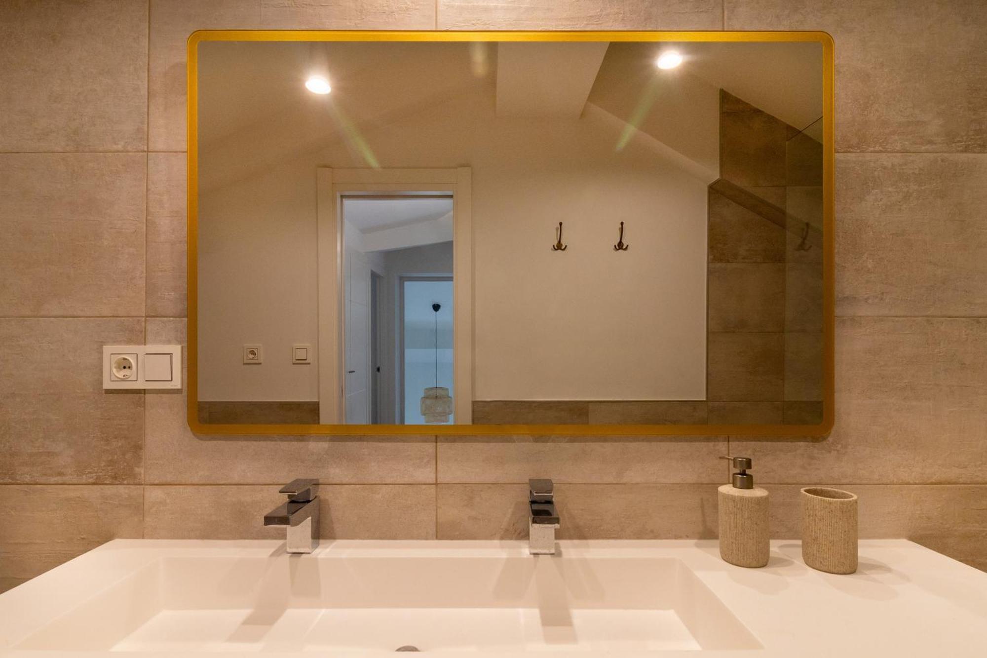 Nt Luxury Central Duplex With Terrace & Parking マラガ エクステリア 写真
