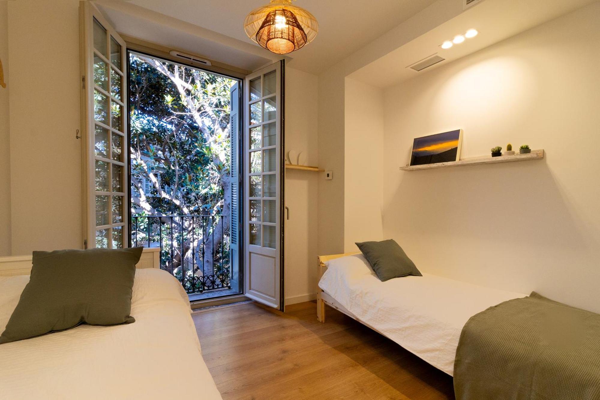 Nt Luxury Central Duplex With Terrace & Parking マラガ エクステリア 写真