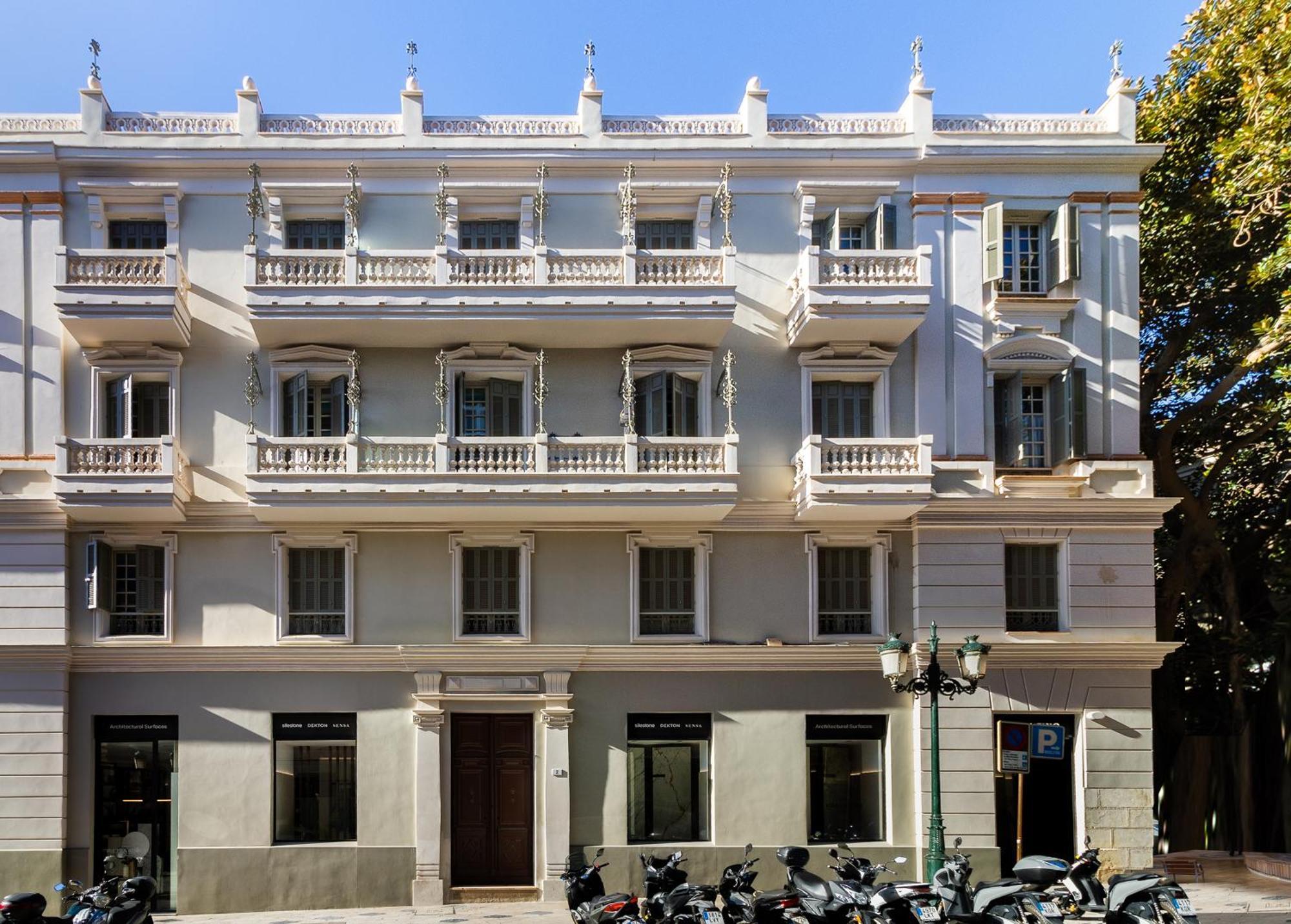 Nt Luxury Central Duplex With Terrace & Parking マラガ エクステリア 写真